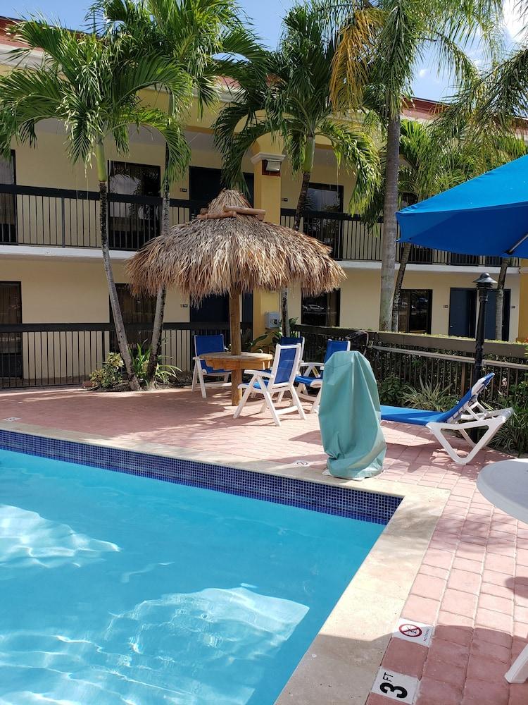Days Inn By Wyndham Florida City Eksteriør bilde