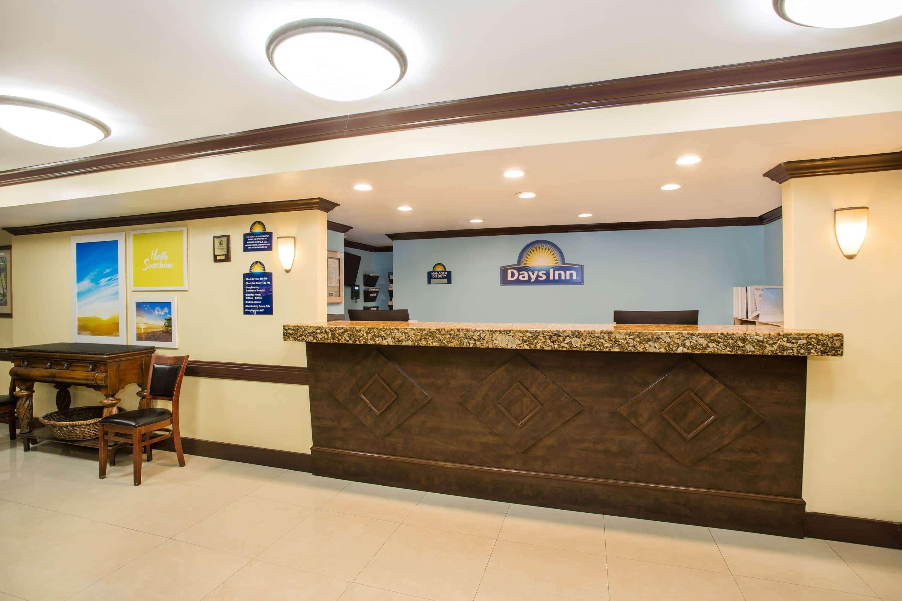 Days Inn By Wyndham Florida City Eksteriør bilde