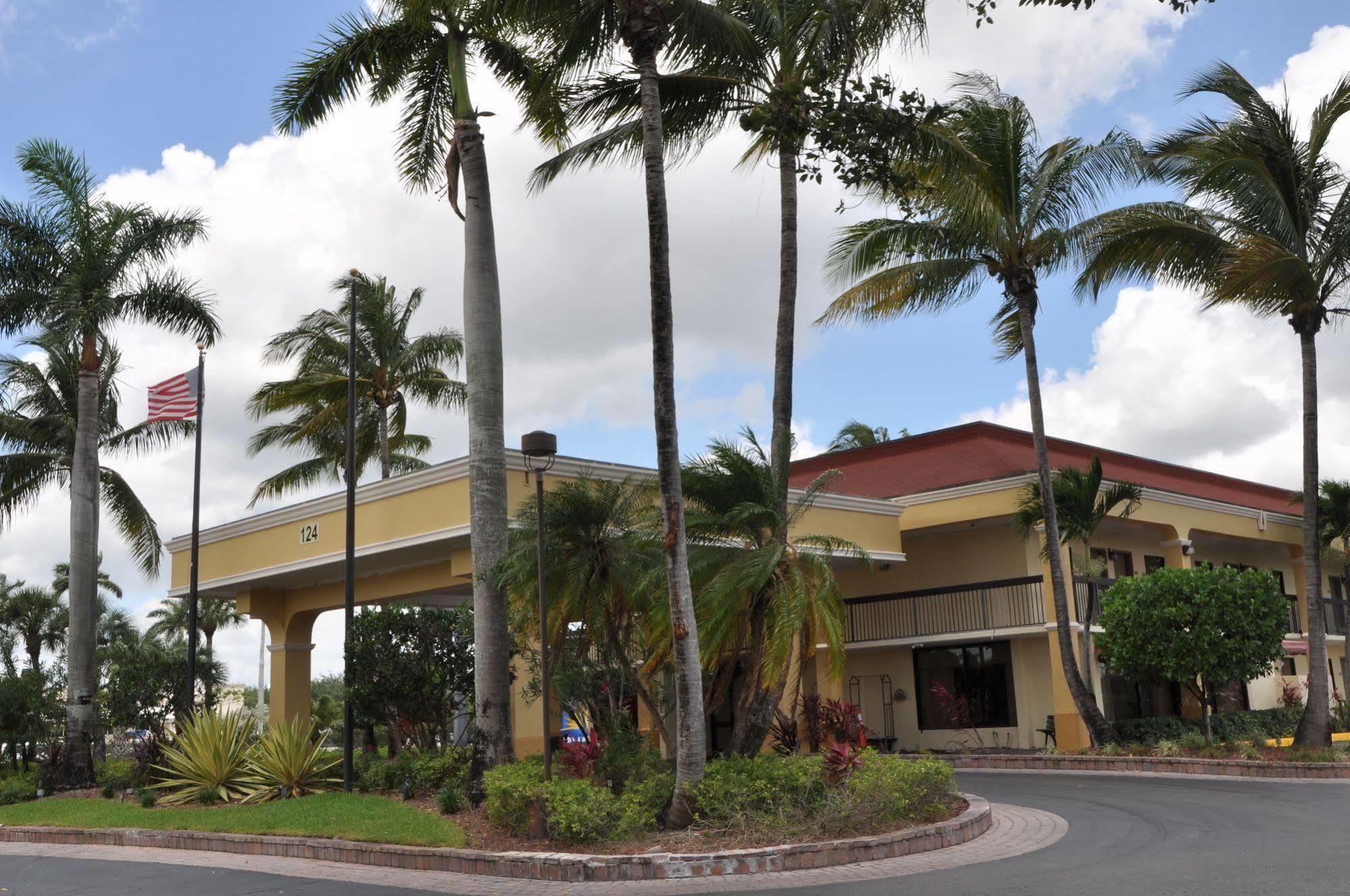 Days Inn By Wyndham Florida City Eksteriør bilde