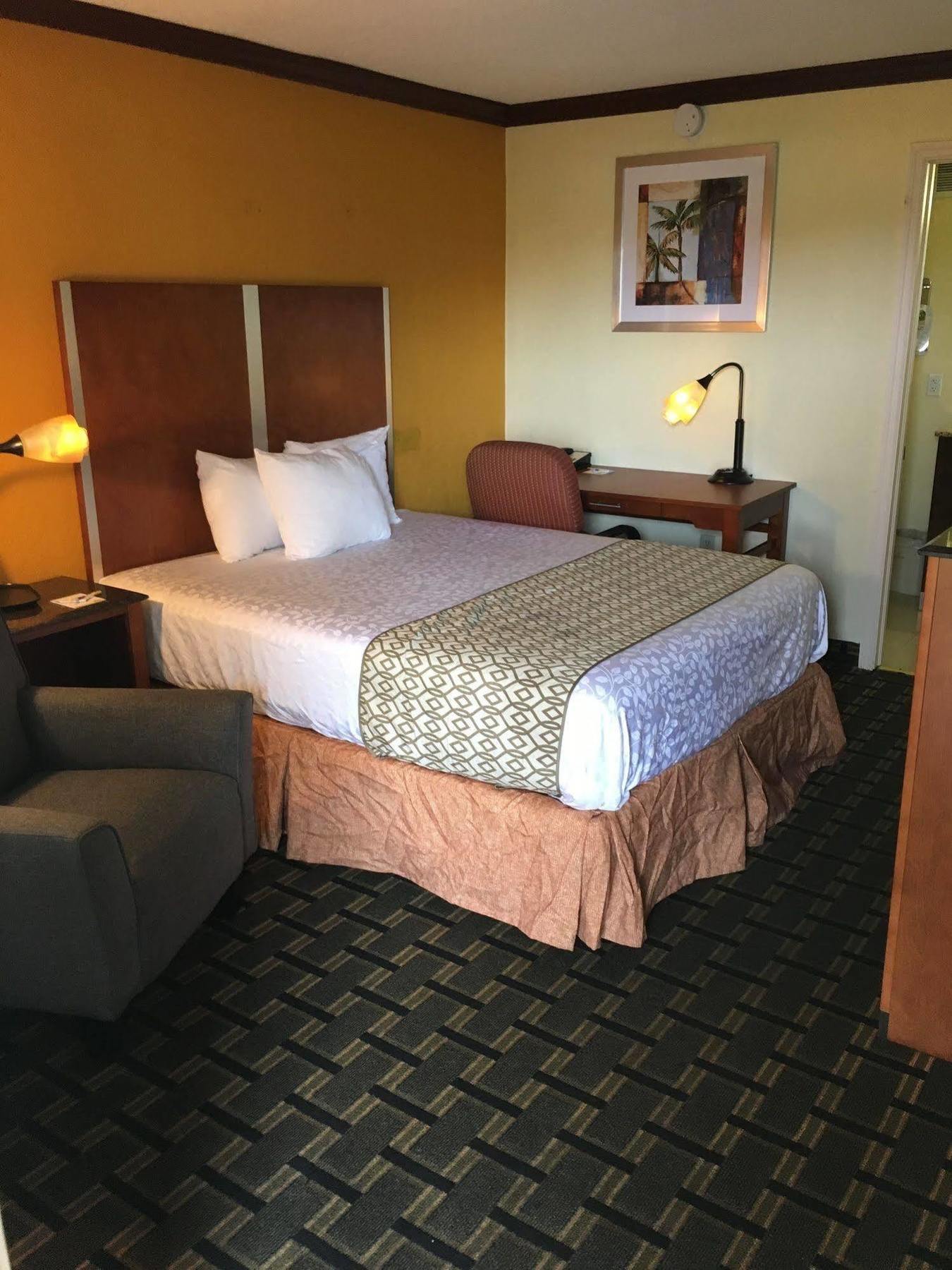 Days Inn By Wyndham Florida City Eksteriør bilde