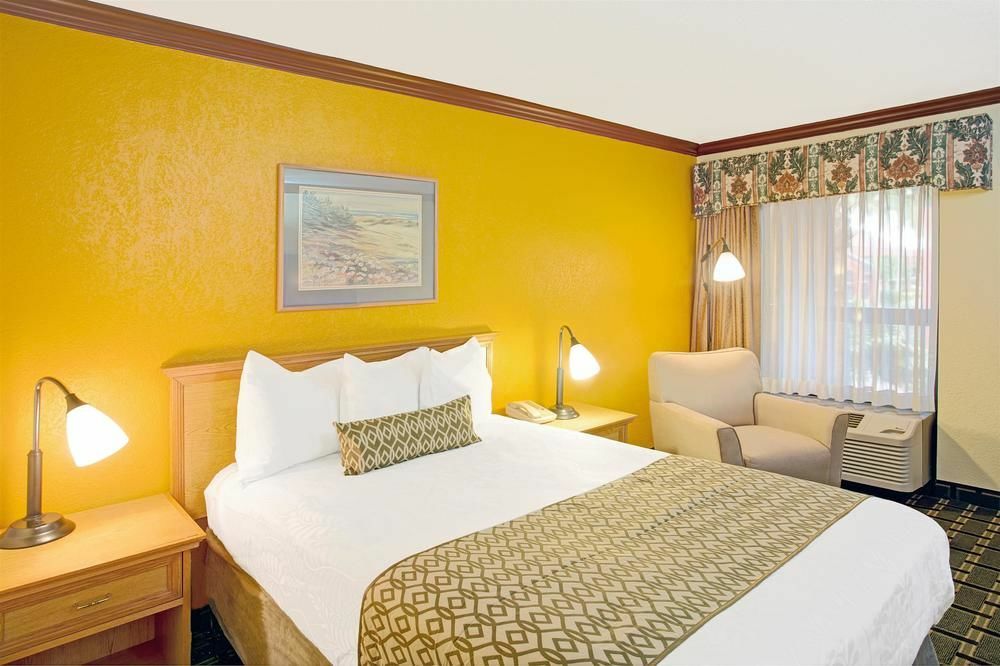 Days Inn By Wyndham Florida City Eksteriør bilde